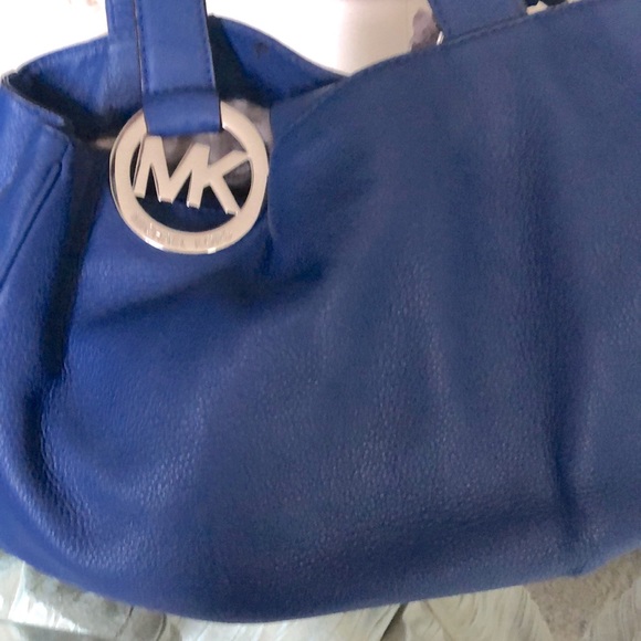 Michael Kors Bags Michael Kors Leather Bag 2 Handle Large Zipper In Middle Can Hold Tablet